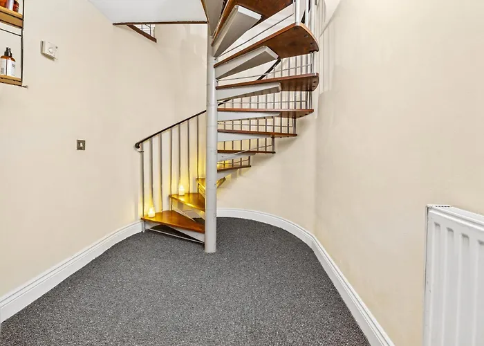 Harbour Mews Stylish 4br House By Altoluxo Short Lets & Serviced With Free Wifi & Parking * Bristol