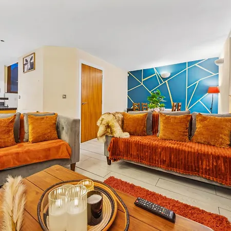 Harbour Mews Stylish 4br House By Altoluxo Short Lets & Serviced With Free Wifi & Parking Semesterbostad *