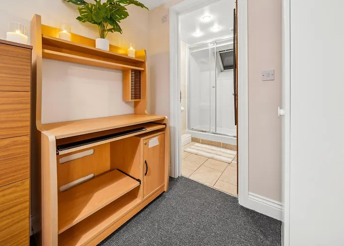 Harbour Mews Stylish 4br House By Altoluxo Short Lets & Serviced With Free Wifi & Parking Сasa de vacaciones