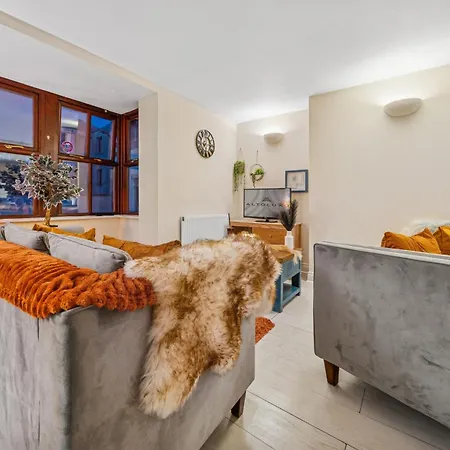 בית נופש Harbour Mews Stylish 4br House By Altoluxo Short Lets & Serviced With Free Wifi & Parking *